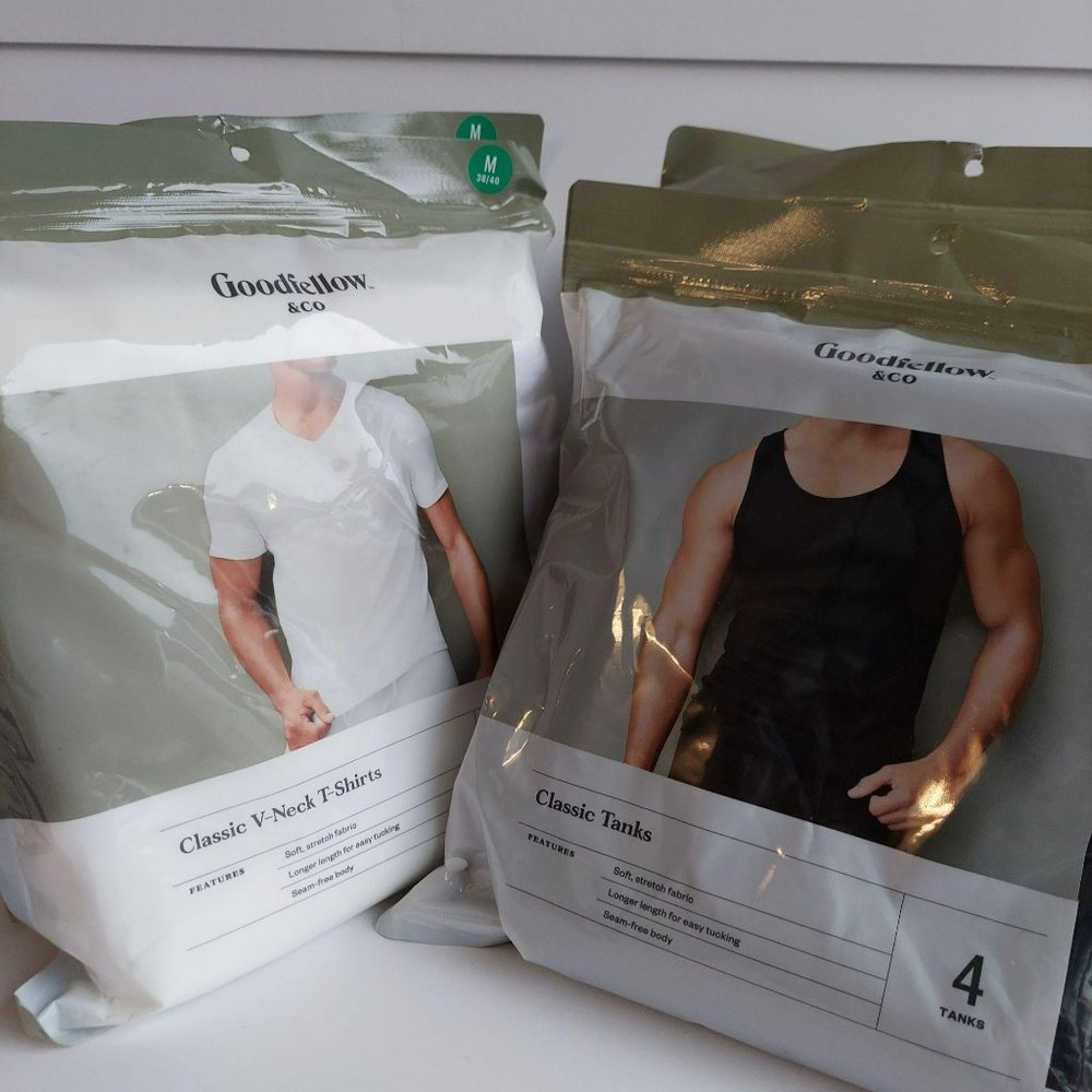 NWT Men V-Neck T-Shirt - Tank Top (5) Pac -038049
